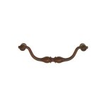 Poign�e tombante fer rouill� - entraxe : 115 mm - hauteur : 36 mm - epaisseur : 20 mm - d�cor : rouill� ...