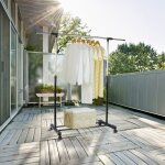 Portant  vtements mobile tlescopique en acier hauteur et largeur rglables avec 4 roulettes 145 x ...