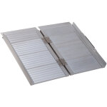 Homcom ? rampe de chargement antid�rapante pliable 61l x 74l cm ? charge max. 270 kg ? aluminium ? bordures ...