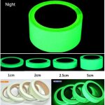 Ruban adhésif fluorescent lumineux 2 volumes, étanche, amovible, brille dans le noir, pour escaliers, ... Ruban adhésif fluorescent lumineux 2 volumes, étanche, amovible, brille dans le noir, pour escaliers, ...