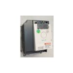 Schneider electric - variateur de vitesse 2. 2kw alim 240v 3 phases 3cv radiateur atv12 altivar schneider ...