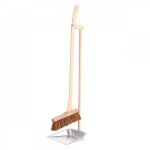 Set de nettoyage balai et pelle � long manche - l 25, 5 x h 90, 5 cm - bois de h�tre, acier - livraison ...