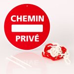 Signaletique. biz france - chemin priv�e disque rigide pr�perc� avec chaine plastique rouge / blanc avec ...