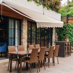 Costway - store banne auvent r�tractable manuel 295x250cm angle ajustable 40� - 100� sans per�age pour ...