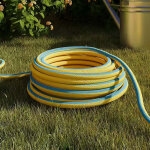 Tuyau d'arrosage 3 couches tricot� - 19mm par 25m