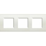 Assiette carre livinglight blanche 2 x 3 modules lna4802m3bi