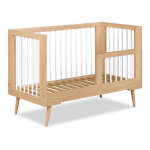 Bb - loisir - lit b�b� �volutif 120x60cm hetre sophie barreaux amovible avec barri�re inclus