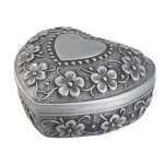 Bo�te � bijoux coeur vintage - petit organisateur de bague / boucle d'oreille / collier antique