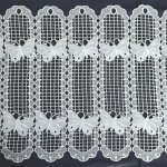 Brise bise papillons en macram� blanc 30x75 cm