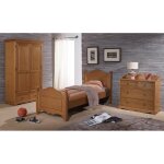 Chambre enfant pin miel lit 90 + armoire + commode Chambre enfant pin miel lit 90 + armoire + commode
