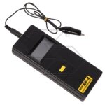 Compte - tours électronique pour moteurs monocylindres 2 / 4 temps avec 1 / 2 étincelle par tour Compte - tours électronique pour moteurs monocylindres 2 / 4 temps avec 1 / 2 étincelle par tour