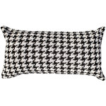 Coussin avec rembourrage design pied - de - poule ribe kuatéh noir et blanc 55x30 cm Coussin avec rembourrage design pied - de - poule ribe kuatéh noir et blanc 55x30 cm