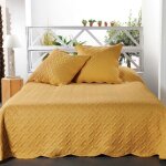 Couverture molletonn� surpiquage graphique jaune 180x240 cm