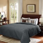 Couvre lit à motif géométrique en microfibre, patchwork réversible douce et agréable, gris foncé 240x260cm ... Couvre lit à motif géométrique en microfibre, patchwork réversible douce et agréable, gris foncé 240x260cm ...