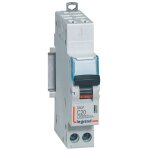 Disjoncteur dnx³4500 6ka - auto - vis - u + n 230v 20a courbe c - 1 module legrand Disjoncteur dnx³4500 6ka - auto - vis - u + n 230v 20a courbe c - 1 module legrand