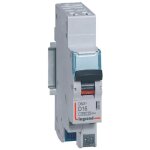Disjoncteur phase + neutre dnx�4500 6ka 1p + n 230v 16a courbe d 1 module legrand 406809