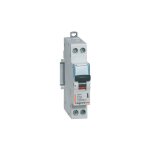 Disjoncteur phase + neutre dnx4500 6ka arrive et sortie borne  vis - 1p + n 230v 32a courbe c - 1 ...