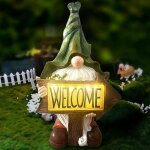 Solaire gnome de jardin statue lumires avec led solaire en rsine synthtique nain de au hula hoop avec ...