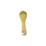 Etrille manche bois avec 2 rangs dsignation : etrille manche bois avec 2 rangs morin import 302150