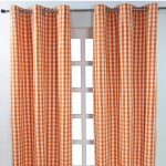 Homescapes rideaux ?illets à grands carreaux vichy orange, lot de 2, 117 x 137 cm Homescapes rideaux ?illets à grands carreaux vichy orange, lot de 2, 117 x 137 cm