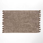 Tapis de bain marron � pompons, 50 x 80 cm - homescapes