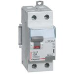 Interrupteur diff�rentiel dx� - id arriv�e haute et d�part bas � vis 2 p�les 230v 40a type ac 300ma 2 ...