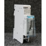 Interrupteur horaire �lectrom�canique compact 1 voie sur 7 jours avec r�serve pour rail din hager