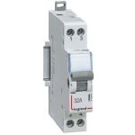 Interrupteur inverseur - 1 contact no / nf - 32 ampres legrand cx