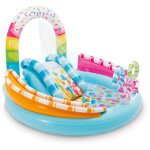 Aire de jeux gonflable avec piscine candy