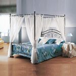 Iperbriko - lit double en fer avec baldaquin noir