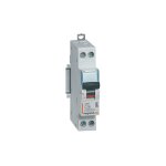 Legrand - lot de 10 disjoncteurs phase + neutre dnx4500 6ka arrive et sortie borne  vis - 1p + n 230v ...