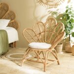 Macabane - kally - fauteuil 'fleur' rotin couleur brun miel coussin d'assise blanc kally