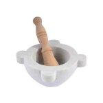 Mortier en marbre de carrare avec pilon en bois tourn� ? outil de cuisine pour pr�paration d'�pices ? ...