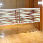 Nc - sticker vitres lignes horizontales 55x200cm 55 x 200 cm Nc - sticker vitres lignes horizontales 55x200cm 55 x 200 cm