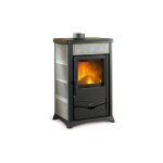 Poele a' bois la nordica extraflame rossella plus avec revetement exte'rieur en majolique couleur pierre ... Poele a' bois la nordica extraflame rossella plus avec revetement exte'rieur en majolique couleur pierre ...