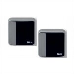 Paire de grandes cellules photo�lectriques ext�rieures r�glables de 30 degr�s pour une connexion via ...