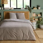 Parure de lit 2 personnes en polycoton 57 fils ? housse de couette 260x240 cm ? taies d'oreiller 63x63 ...