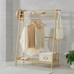 [en. casa] ? portant � v�tements en bambou 139 x 100 x 40 cm ? barre de penderie ? 2 crochets et surfaces ...