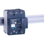 Schneider electric - disjoncteur modulaire multi 9 ng125l 3 p�les 40 a courbe c - 18804