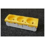 Schneider electric - bloc 3 prises 2p + t 16a lumineuse 45 jaune 135x45mm  clipser altira
