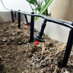Skylantern - système d'irrigation jardin - kit d'irrigation goutte 23m - systeme goutte a goutte pour ... Skylantern - système d'irrigation jardin - kit d'irrigation goutte 23m - systeme goutte a goutte pour ...