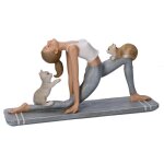 Statue femme en rsine avec chats gris cm22x6, 5h11, 5