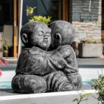 Wanda collection - statue moines shaolin enlacs patin gris 50 cm