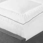 Surmatelas blanc matelass� en coton cir� de qualit� 160 x 200 cm ultra doux et confortable beliani