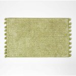 Tapis de bain vert � pompons, 50 x 80 cm - homescapes