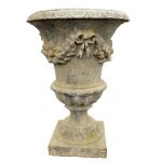 La grande prairie - vase mdicis guirlande 42x42x102 cm