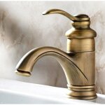 Balcon bar toilettes lave - mains robinet d'eau antique retro robinet de bain bassin europ�en chaud et ...