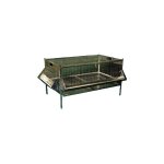 Cage mtallique pour les poussins avec une mangeoire