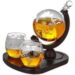 Carafe avec deux verres et plateau - navire en globe Carafe avec deux verres et plateau - navire en globe