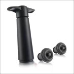 Coffret cadeau comprenant 1 pompe � vide et 2 bouchons � vin noirs